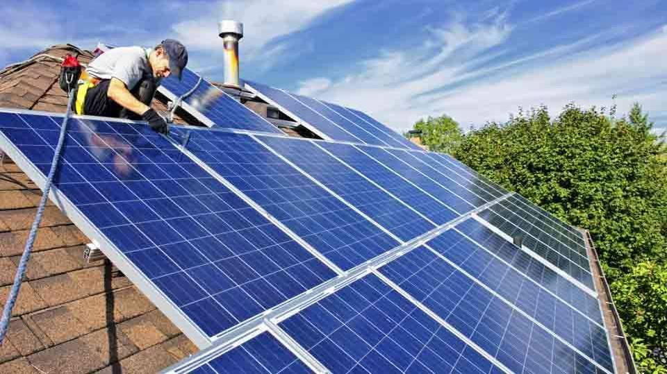 Um futuro brilhante e multibilionário para a energia solar
