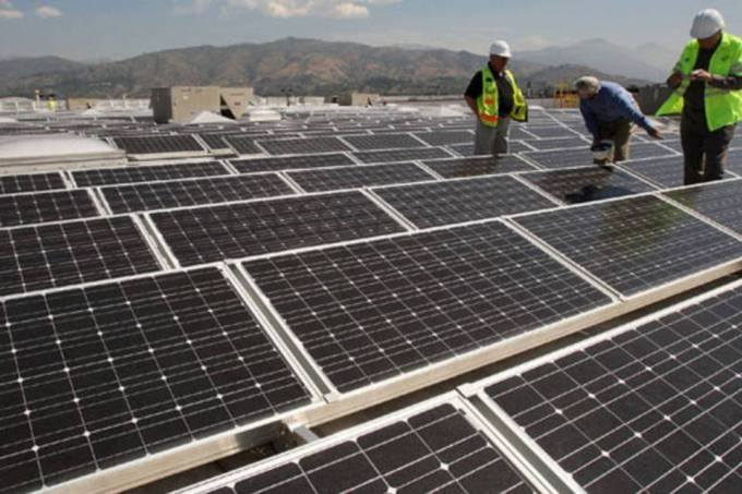 Energia solar emprega duas vezes mais do que carvão EUA